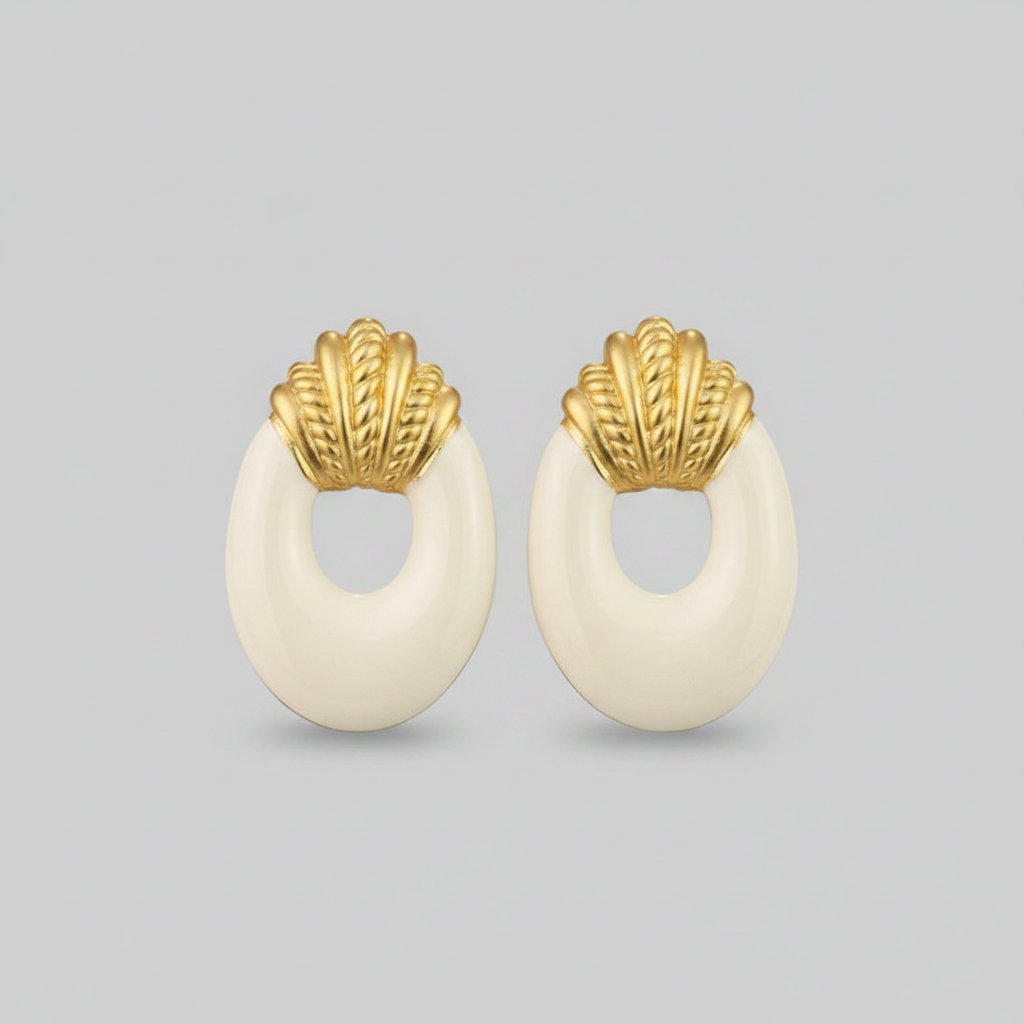 Elegante elfenbein-goldene Ohrringe