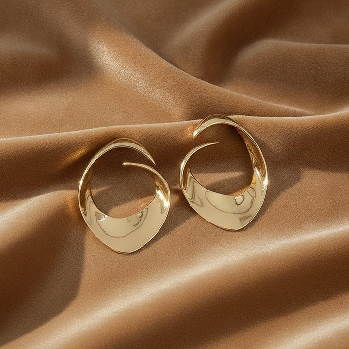 Lioria Gold Earrings
