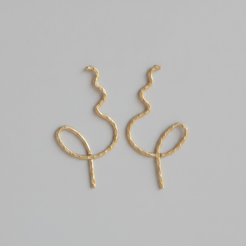 Ysolde Gold Earrings