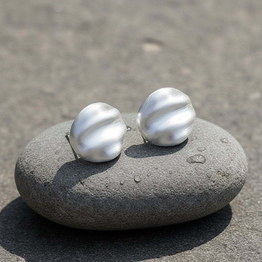 Selene Pearl Earrings