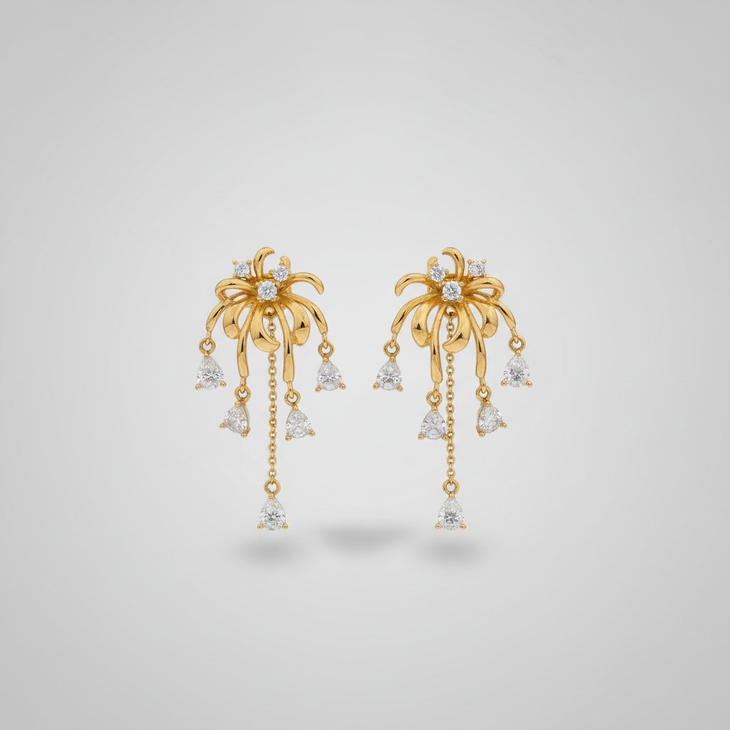 Elegante goldene Kronleuchter-Ohrringe