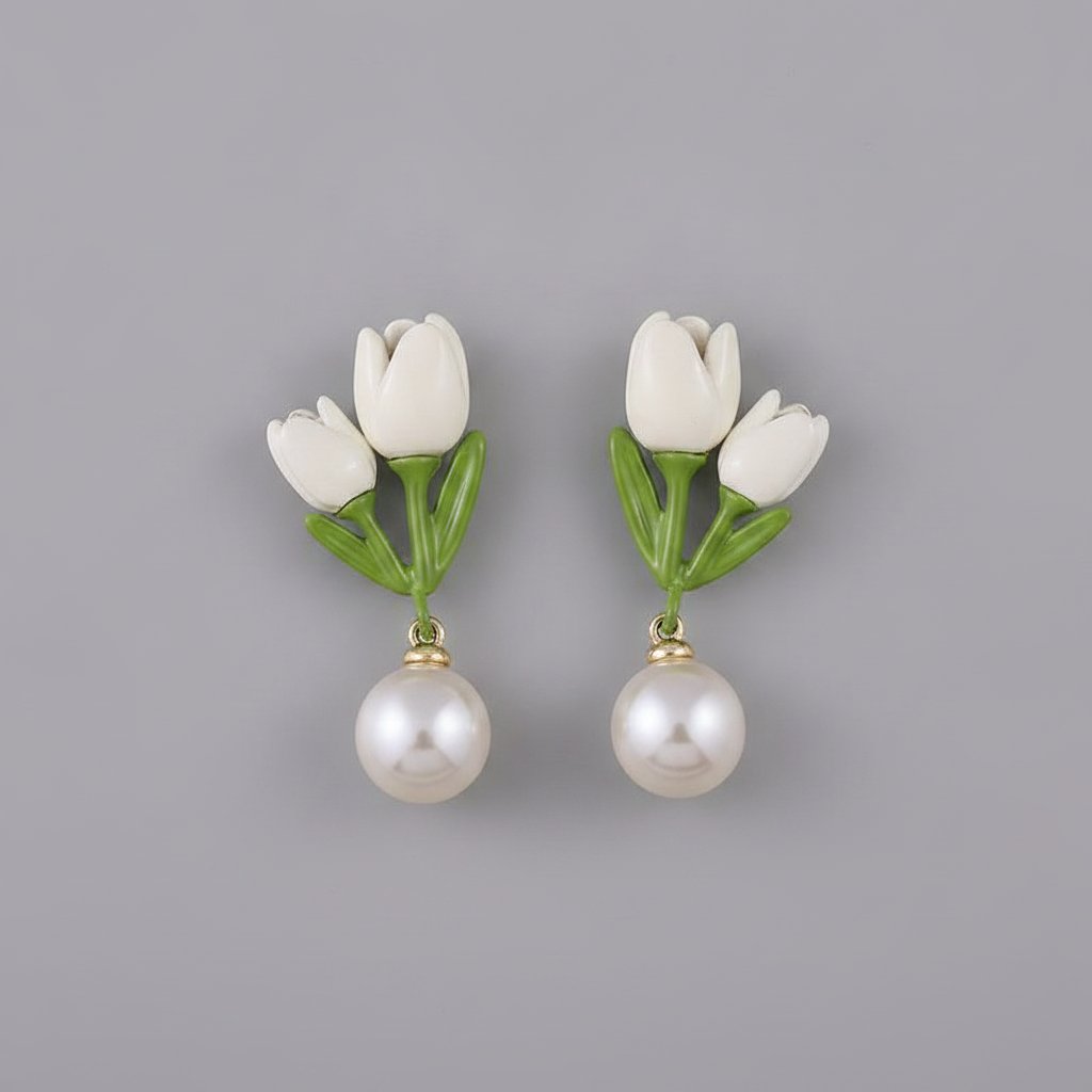 Ines Pearl Earrings