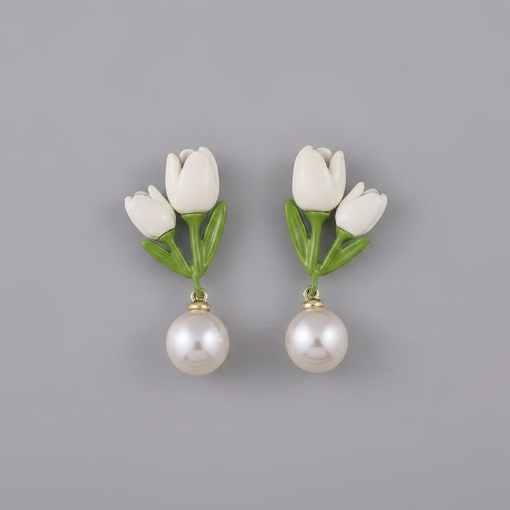 Ines Pearl Earrings