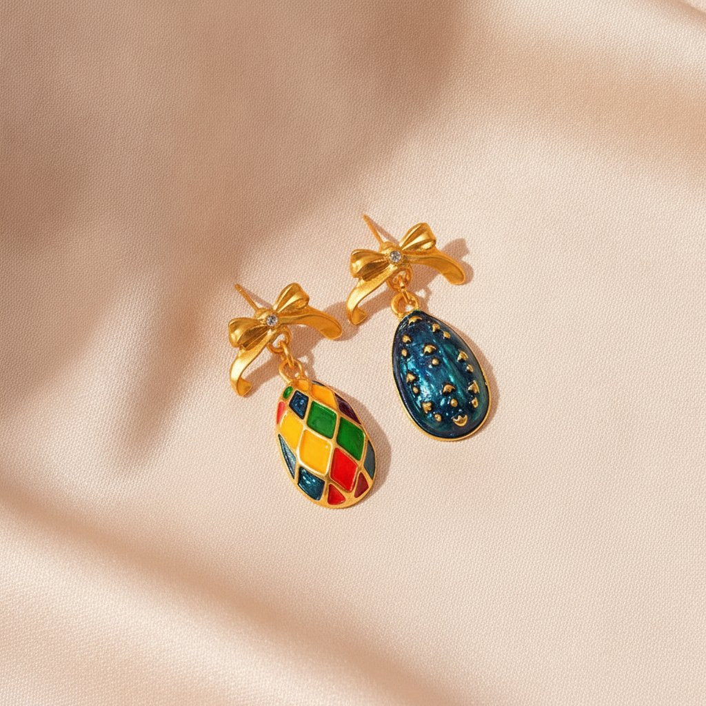 Une Earrings