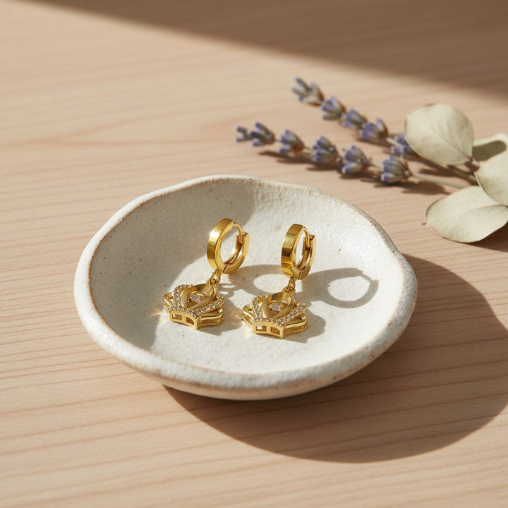 Une Earrings