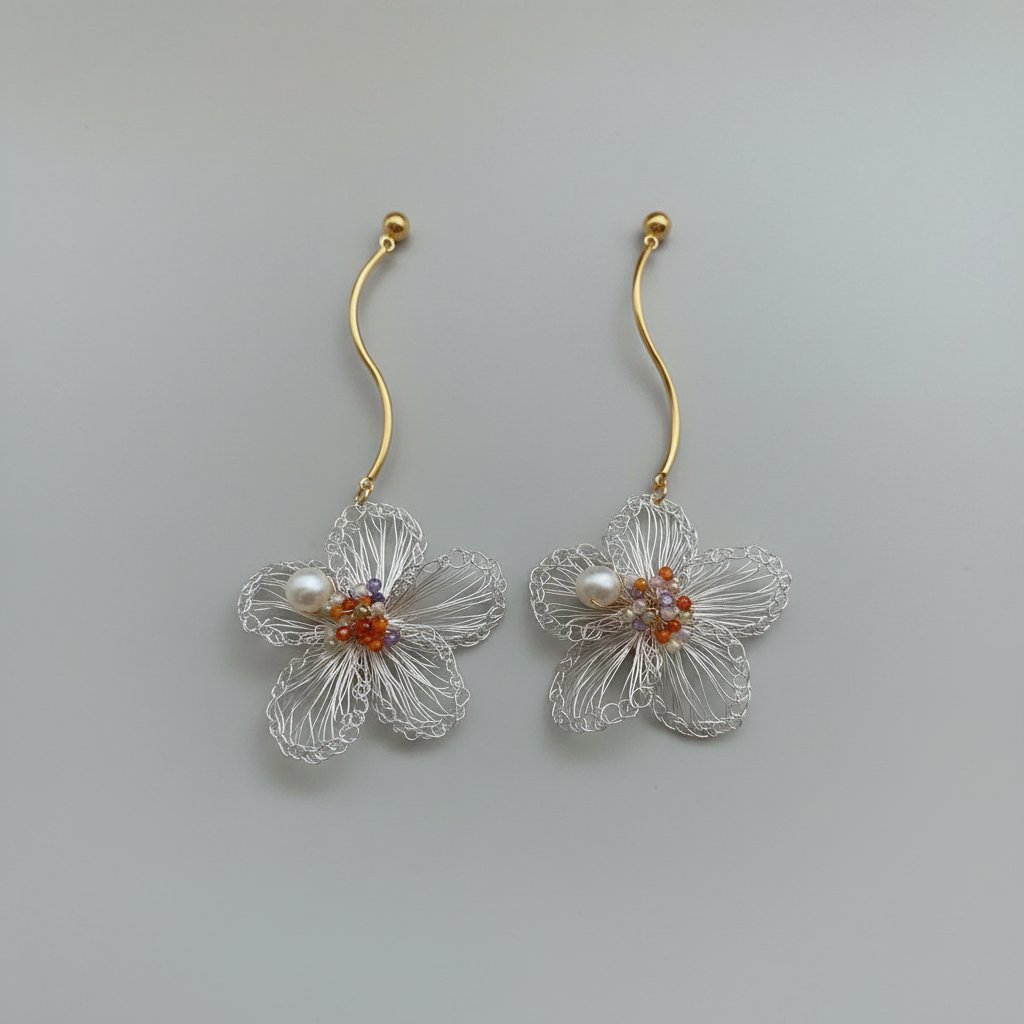 Une Earrings