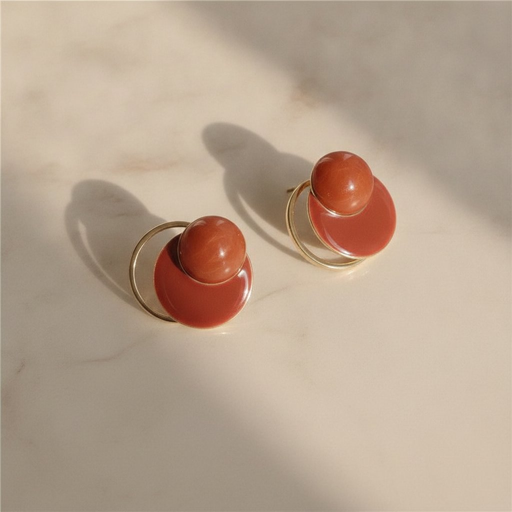 Une Earrings