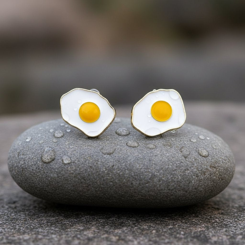 Une Earrings