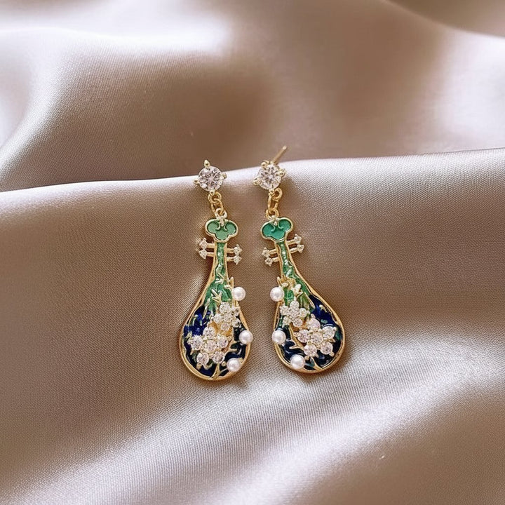 Leocadia Earrings