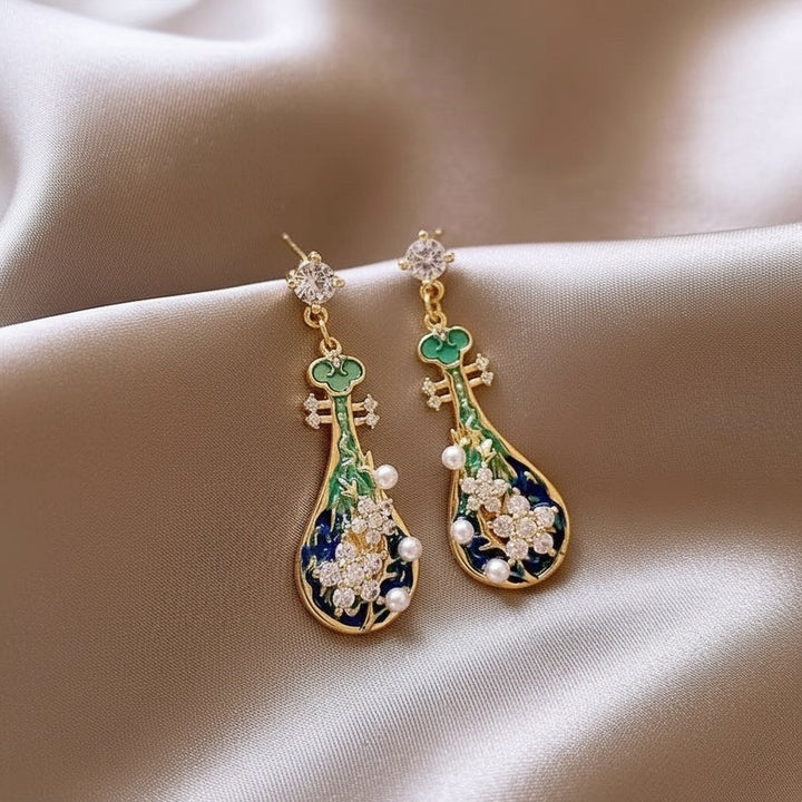 Leocadia Earrings
