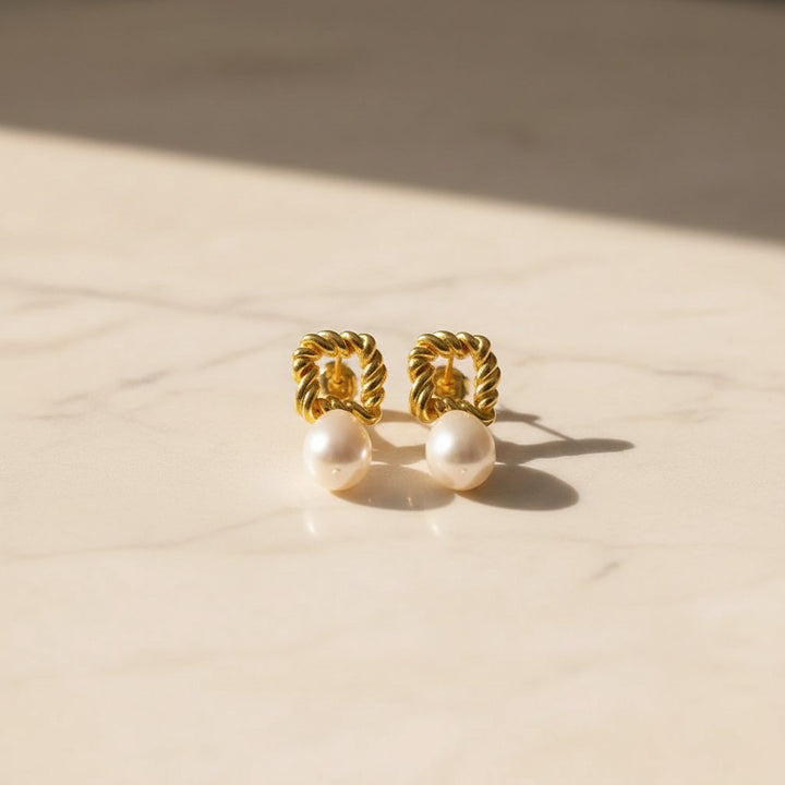 Delphine Pearl Earrings