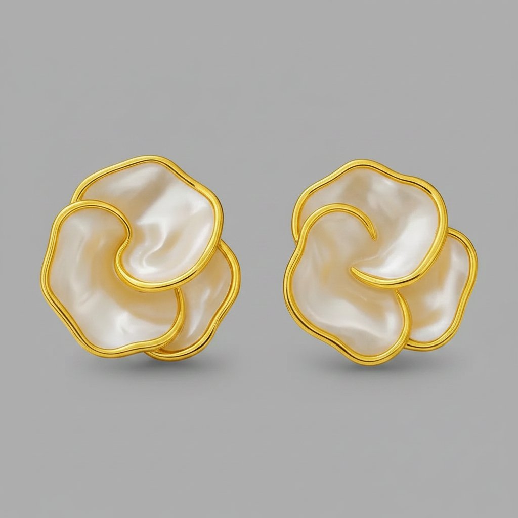 Tamsin Pearl Earrings
