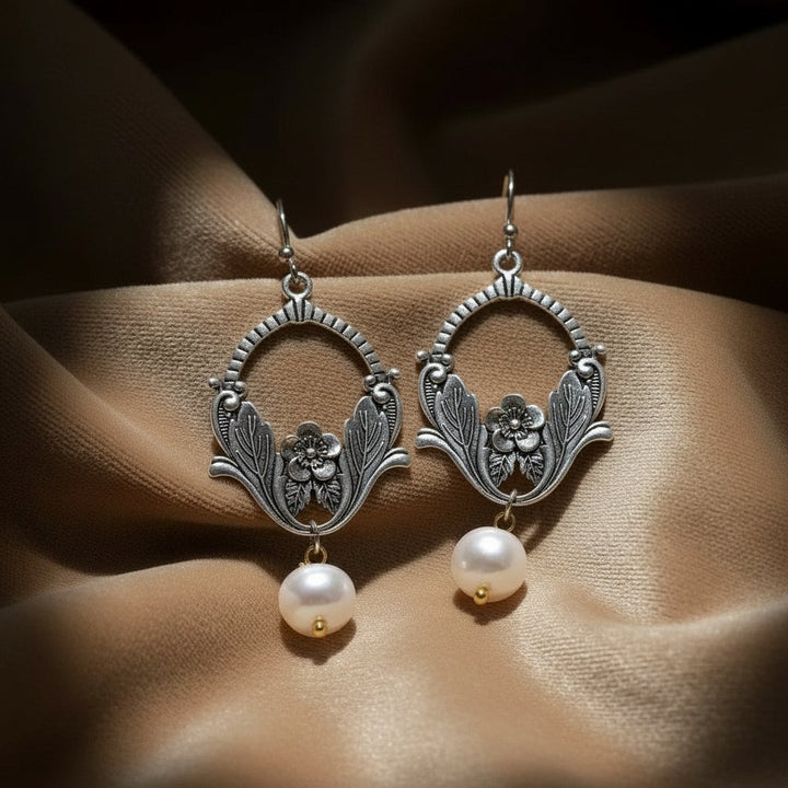 Marisole Pearl Earrings