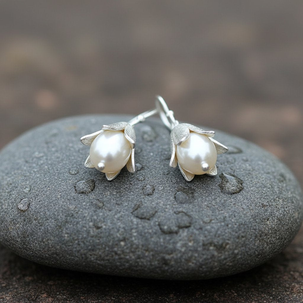 Solene Pearl Earrings