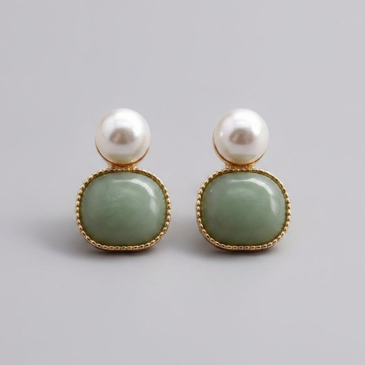 Solene Pearl Earrings
