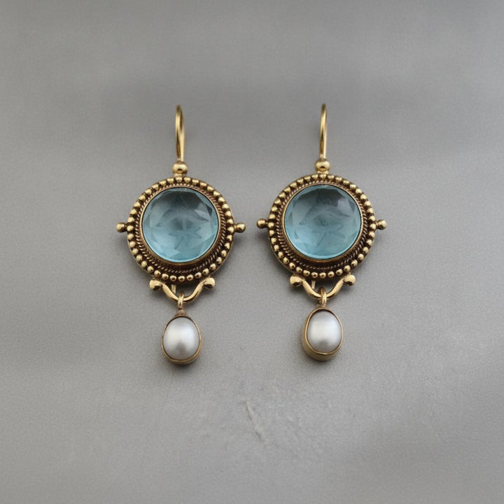 Maren Pearl Earrings
