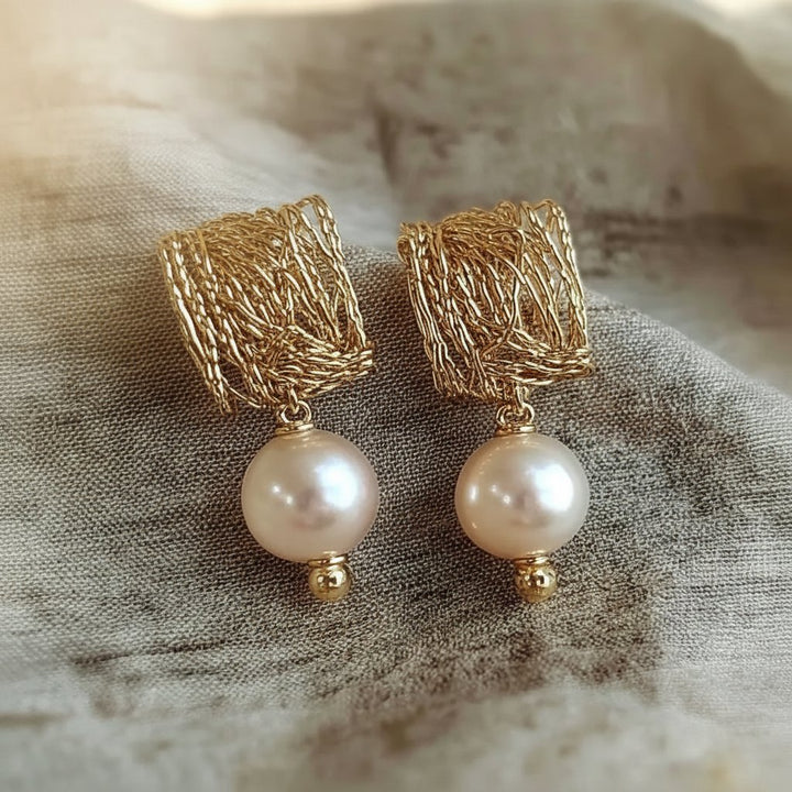Maren Pearl Earrings