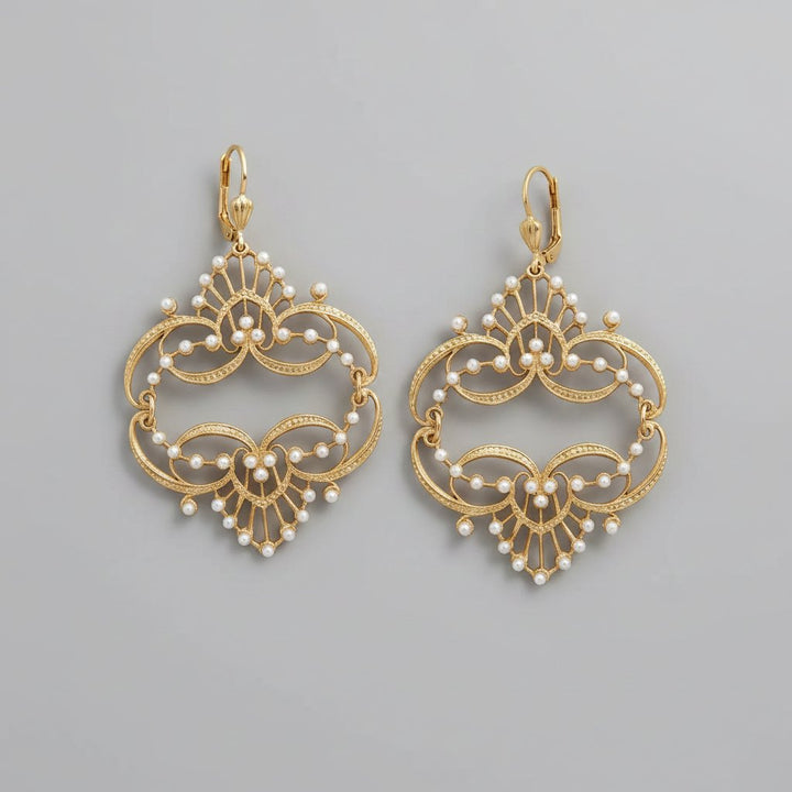 Maren Pearl Earrings