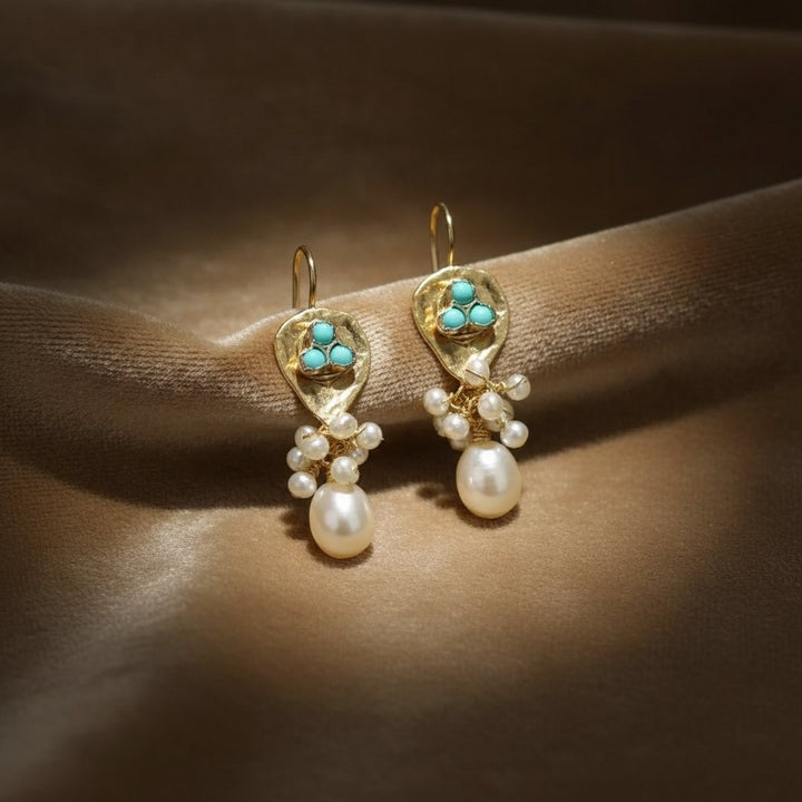 Maren Pearl Earrings
