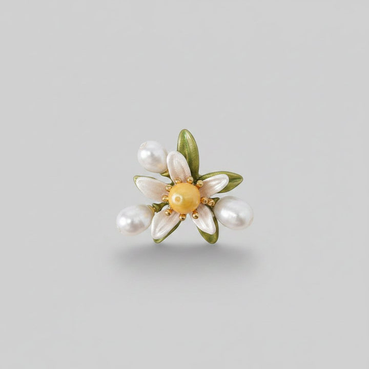 Estelle Pearl Earrings