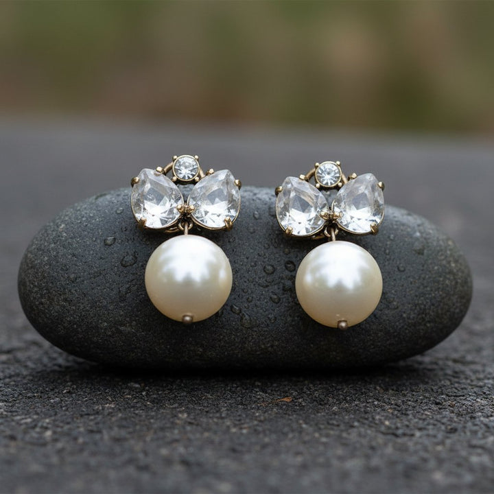 Estelle Pearl Earrings