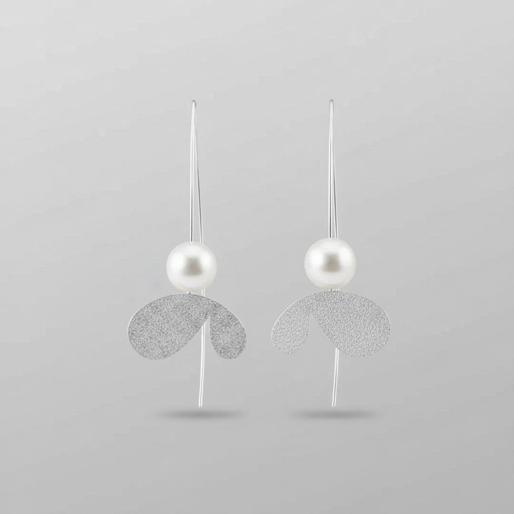 Estelle Pearl Earrings