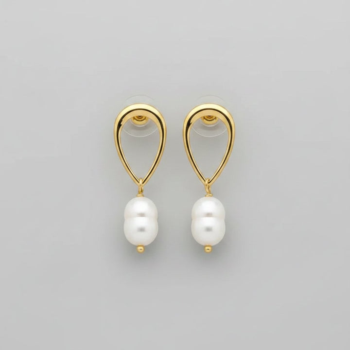 Mireille Pearl Earrings