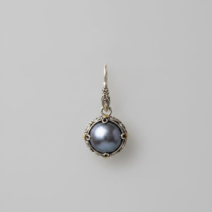 Yara Pearl Earrings
