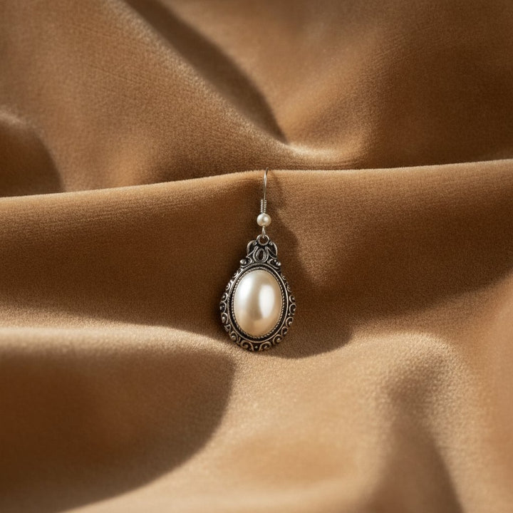 Dvora Pearl Earrings