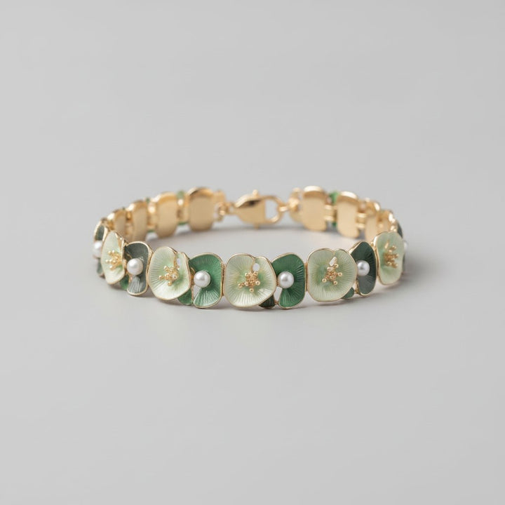 Vivienne Pearl Bracelet