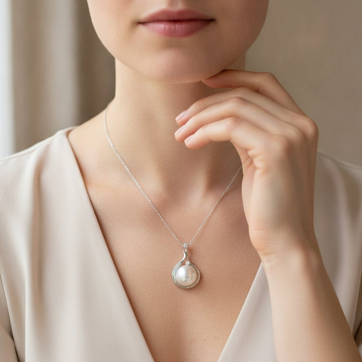 Nadia Pearl Necklace