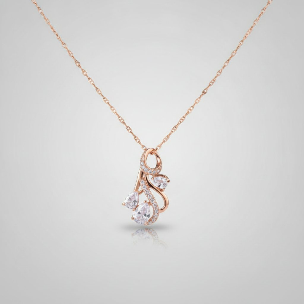 Une Gold Necklace