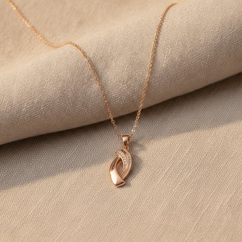 Willa Necklace