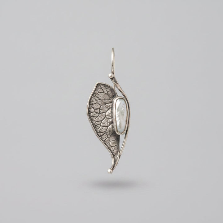 Juliette Pearl Earrings