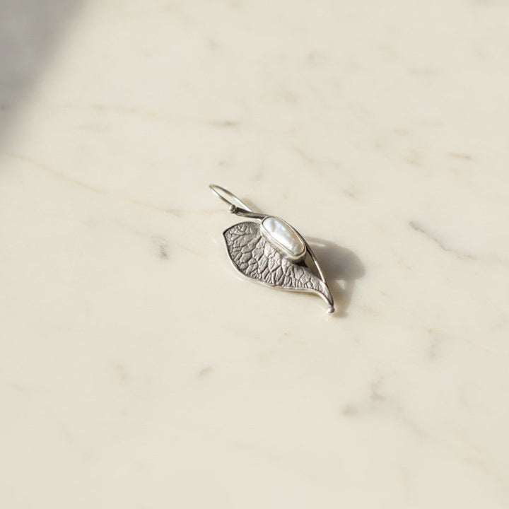 Juliette Pearl Earrings