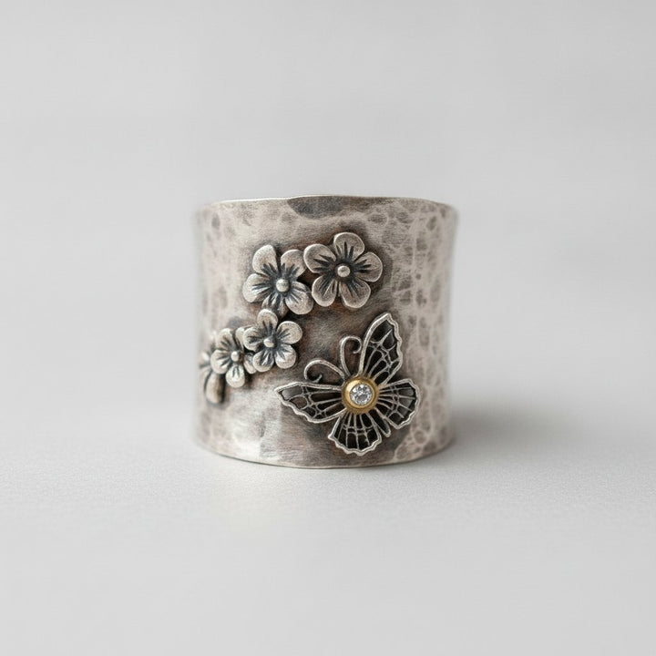 Liviana Ring