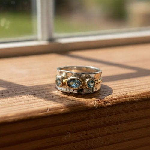 Ambre Topaz Ring