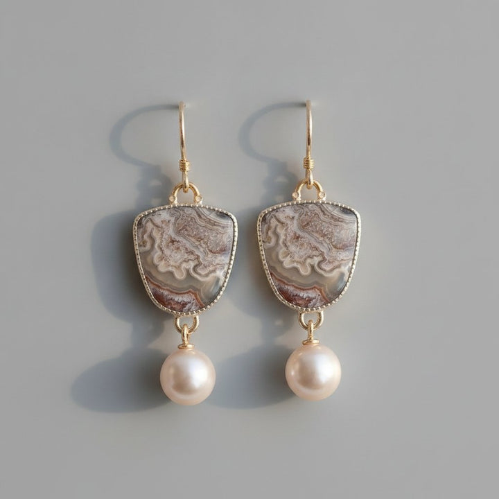 Petra Pearl Earrings