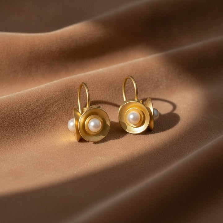 Petra Pearl Earrings