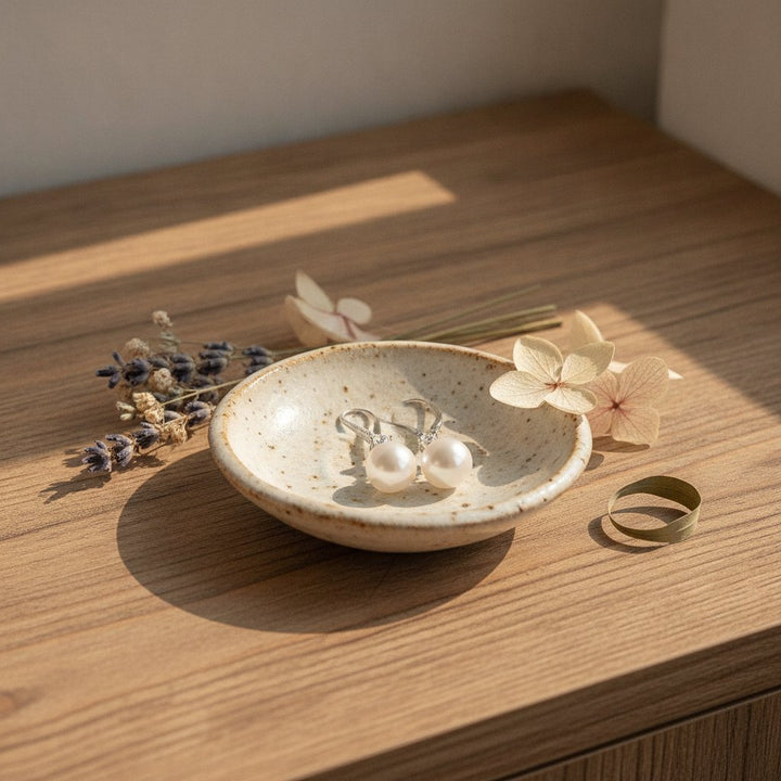 Rhea Pearl Earrings