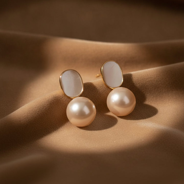 Rhea Pearl Earrings