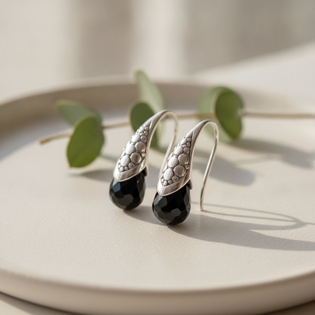 Albane Onyx Earrings