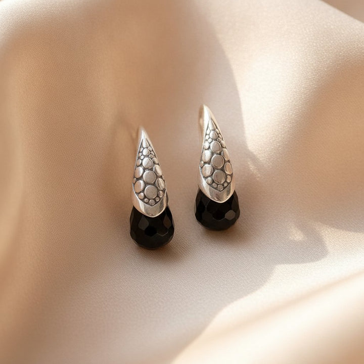 Albane Onyx Earrings