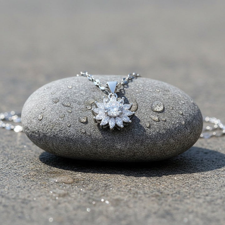 Elise Silver Pendant Necklace