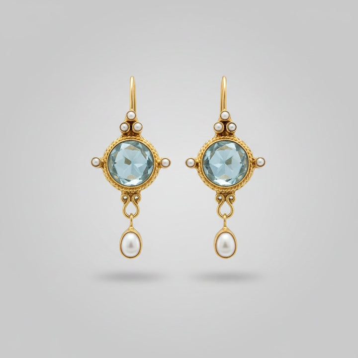 Amelie Pearl Earrings