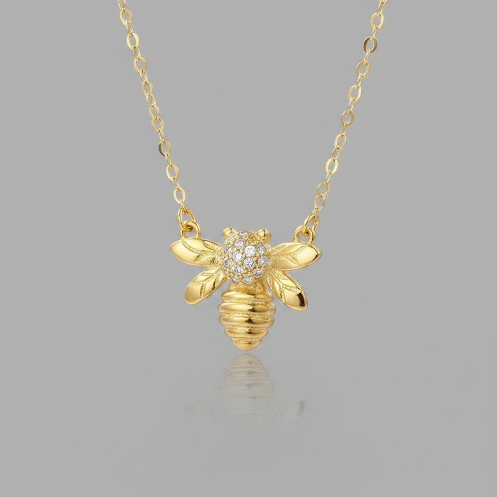 Bela Pendant Necklace