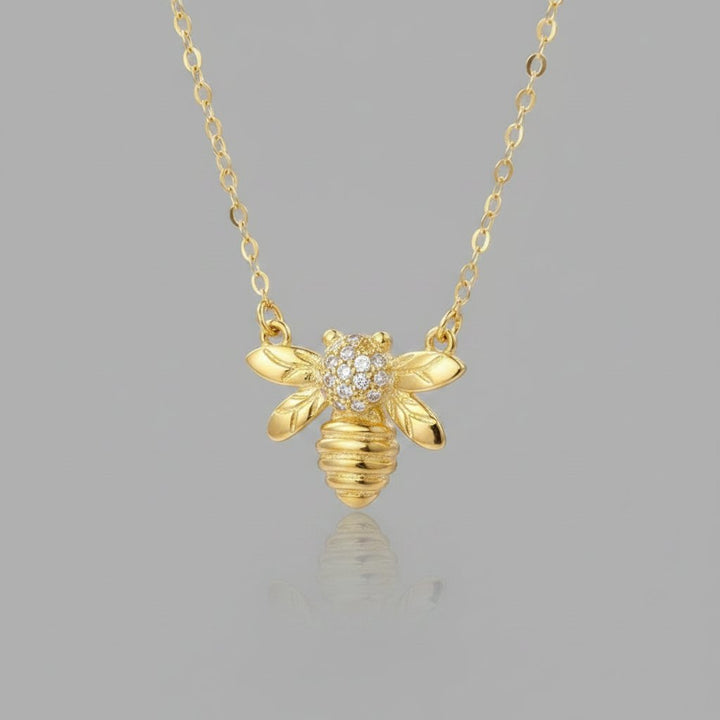 Bela Pendant Necklace