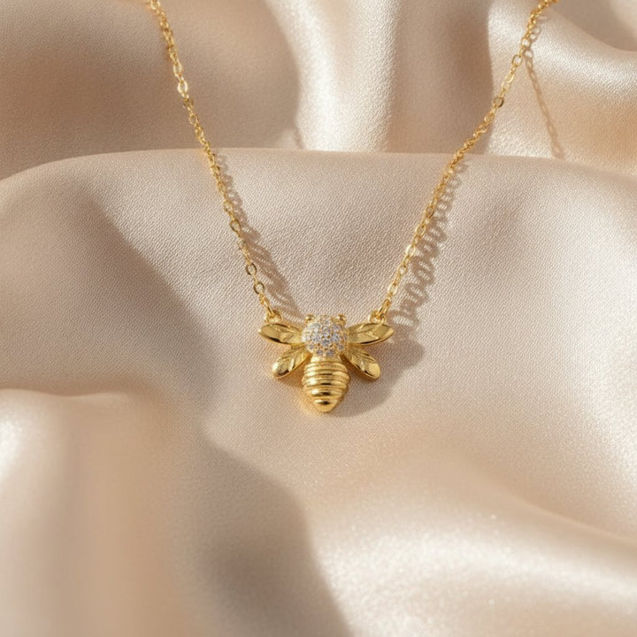 Bela Pendant Necklace