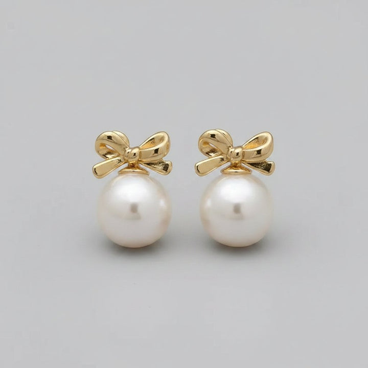 Ysolde Pearl Stud Earrings