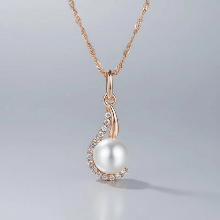 Capucine Pearl Pendant Necklace